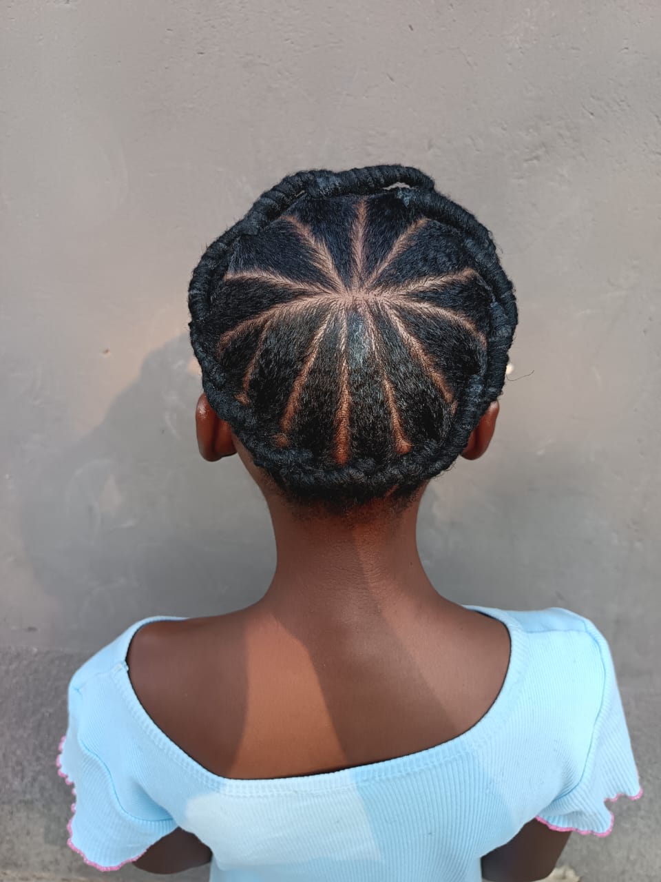 Aquila Hair Image 8